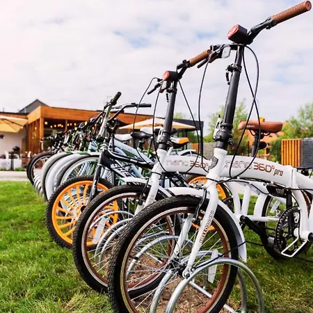 Baltic Park - Wypoczynkowy W Harmonii Z Natura - Parter Z Tarasem Piekny Widok Na Park - Basen- Atrakcje Dla Dzieci Mini Zoo I Alpakami Apartahotel